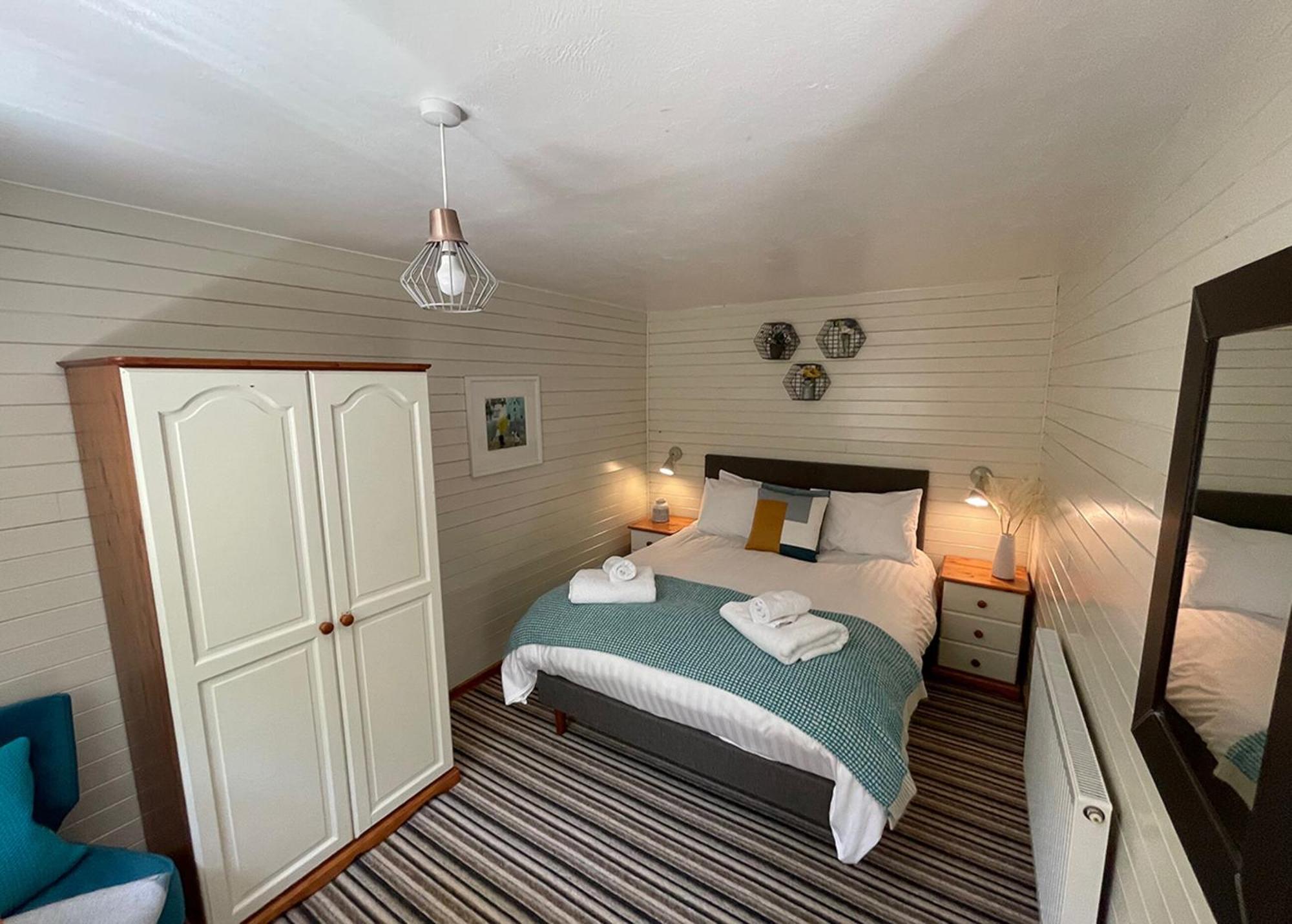 Ivyleaf Combe Lodges Stratton  Eksteriør billede